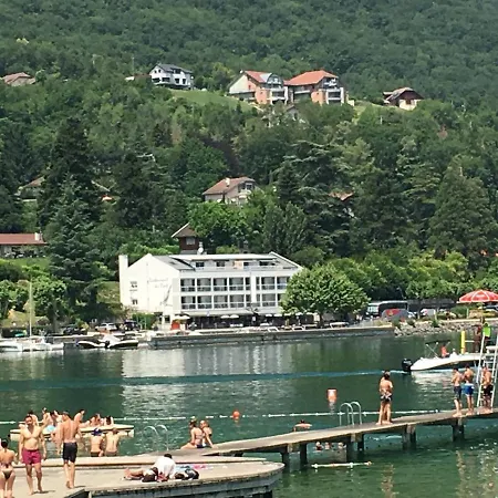 Escapade Au Bord Du Du Bourget *