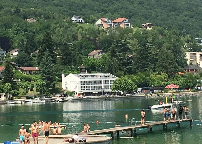Escapade Au Bord Du Du Bourget *